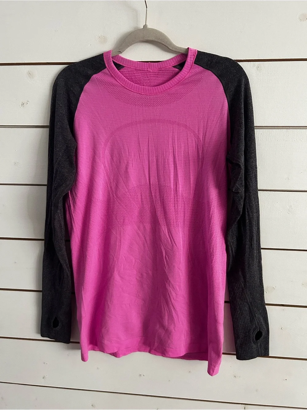 Lululemon Women's 12 Pink Grey Long Sleeve Raglan Swiftly Tech Thumbhole Gym Top